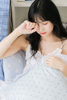 美女胸18以下禁止看禁网站